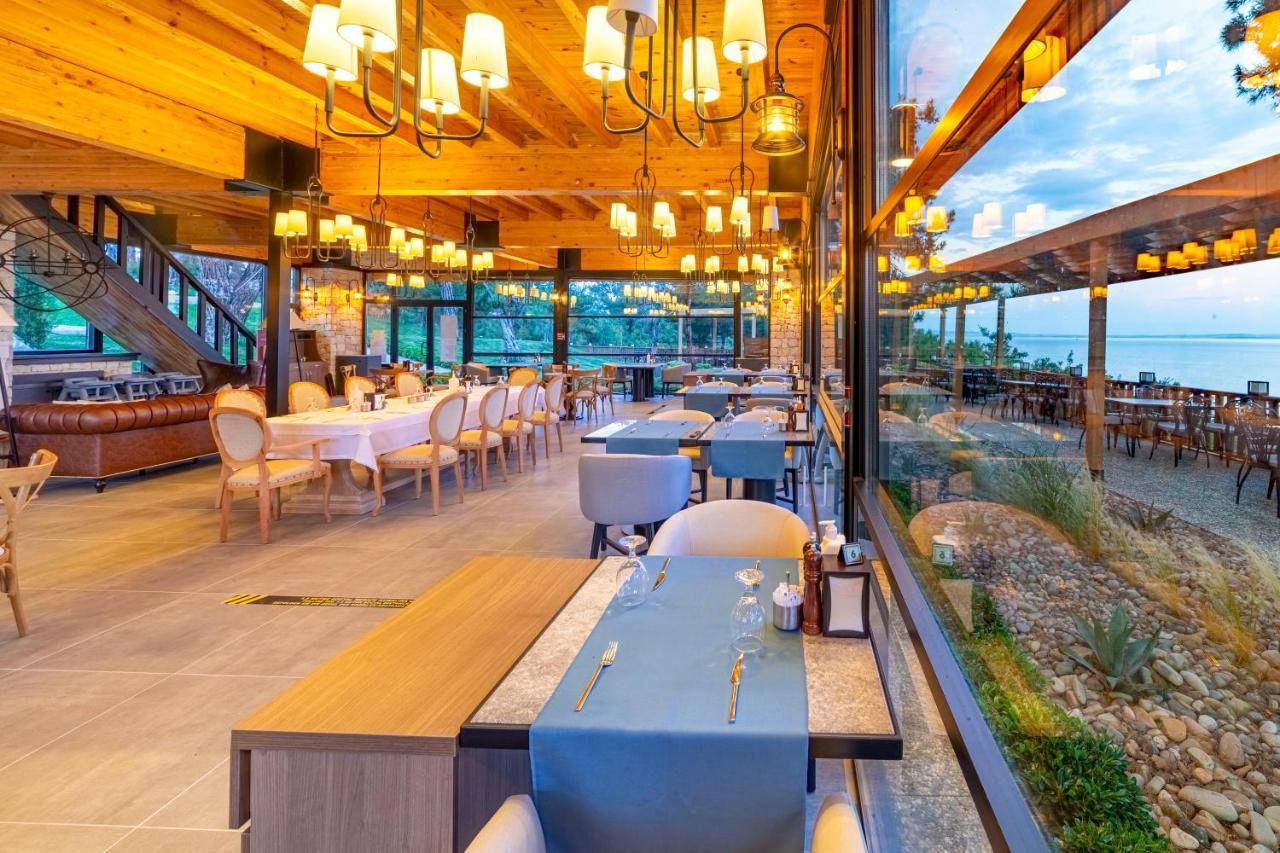 Marisstone Hotels Mecidiye Экстерьер фото
